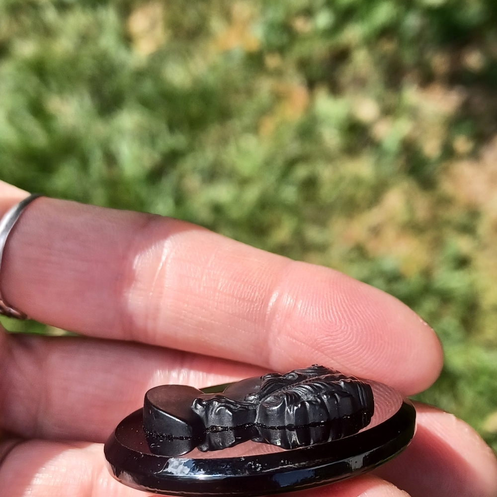 Antique Bakelite  Button - Picture 4 of 7